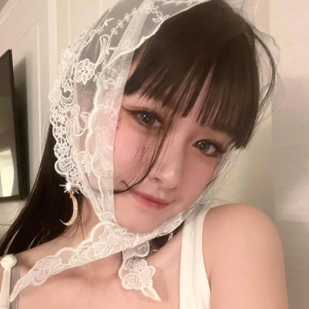 她在梦中跳舞